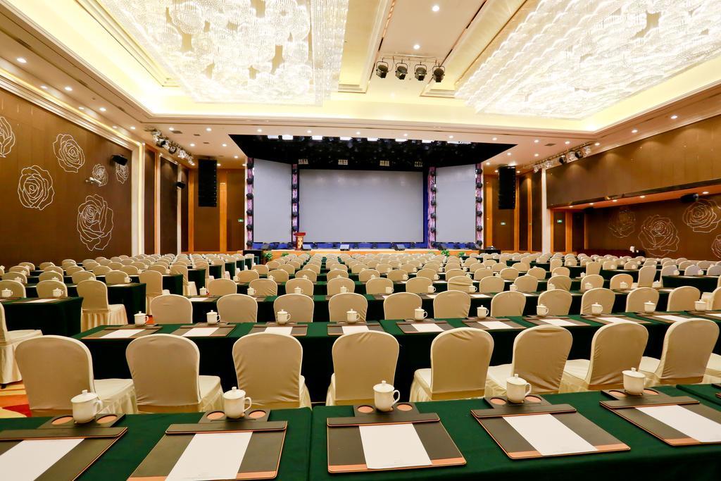 Jinjiang International Hotel Urumqi Extérieur photo