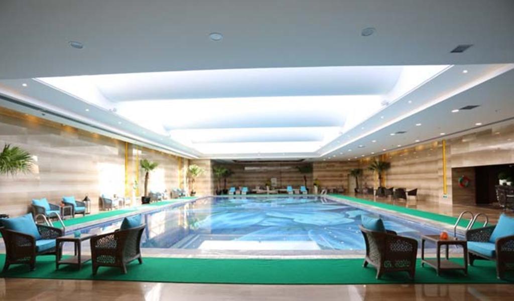 Jinjiang International Hotel Urumqi Extérieur photo
