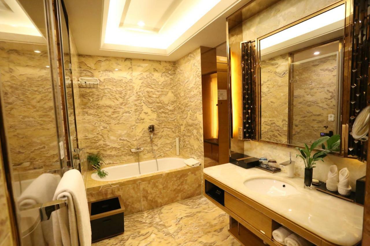 Jinjiang International Hotel Urumqi Extérieur photo