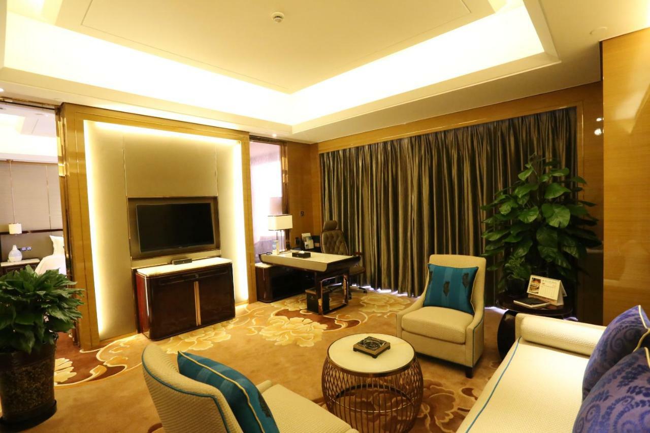 Jinjiang International Hotel Urumqi Extérieur photo